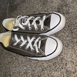 Barely worn grey low top Converse